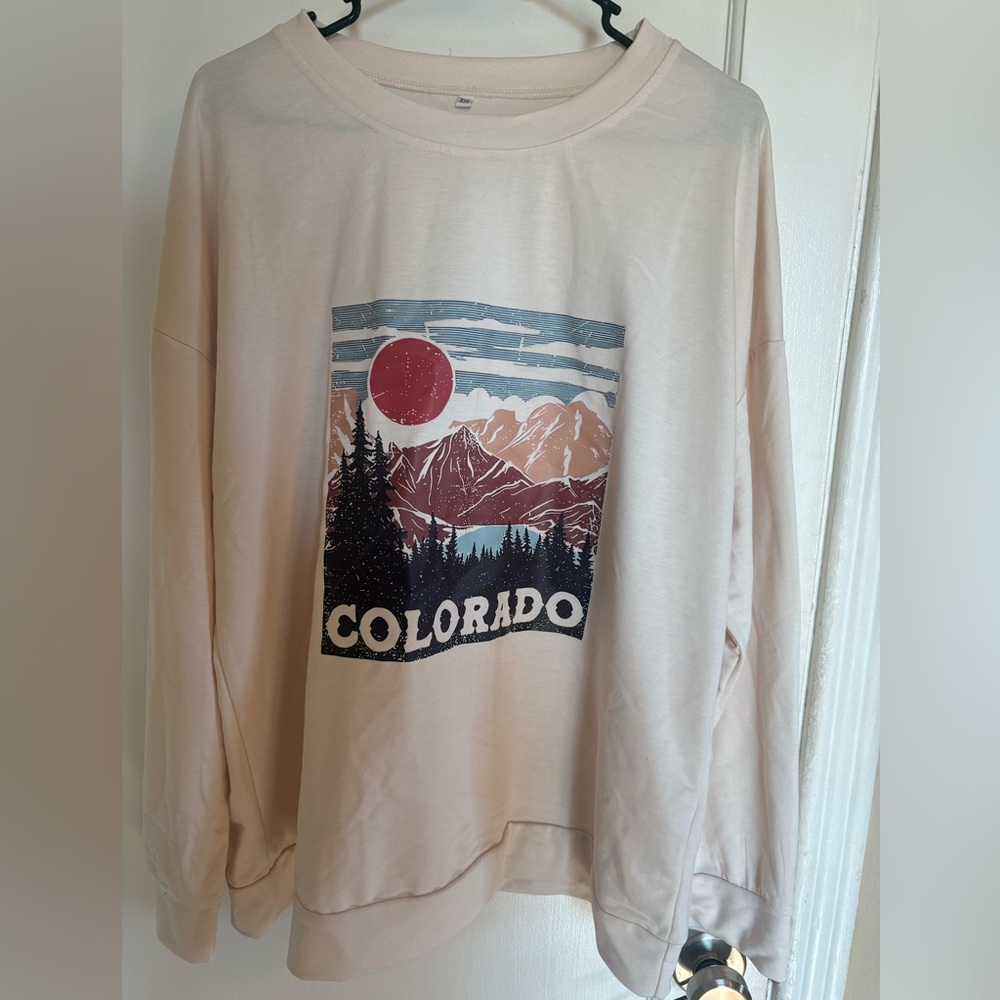 Colorado Graphic Women's Sweater - Cream